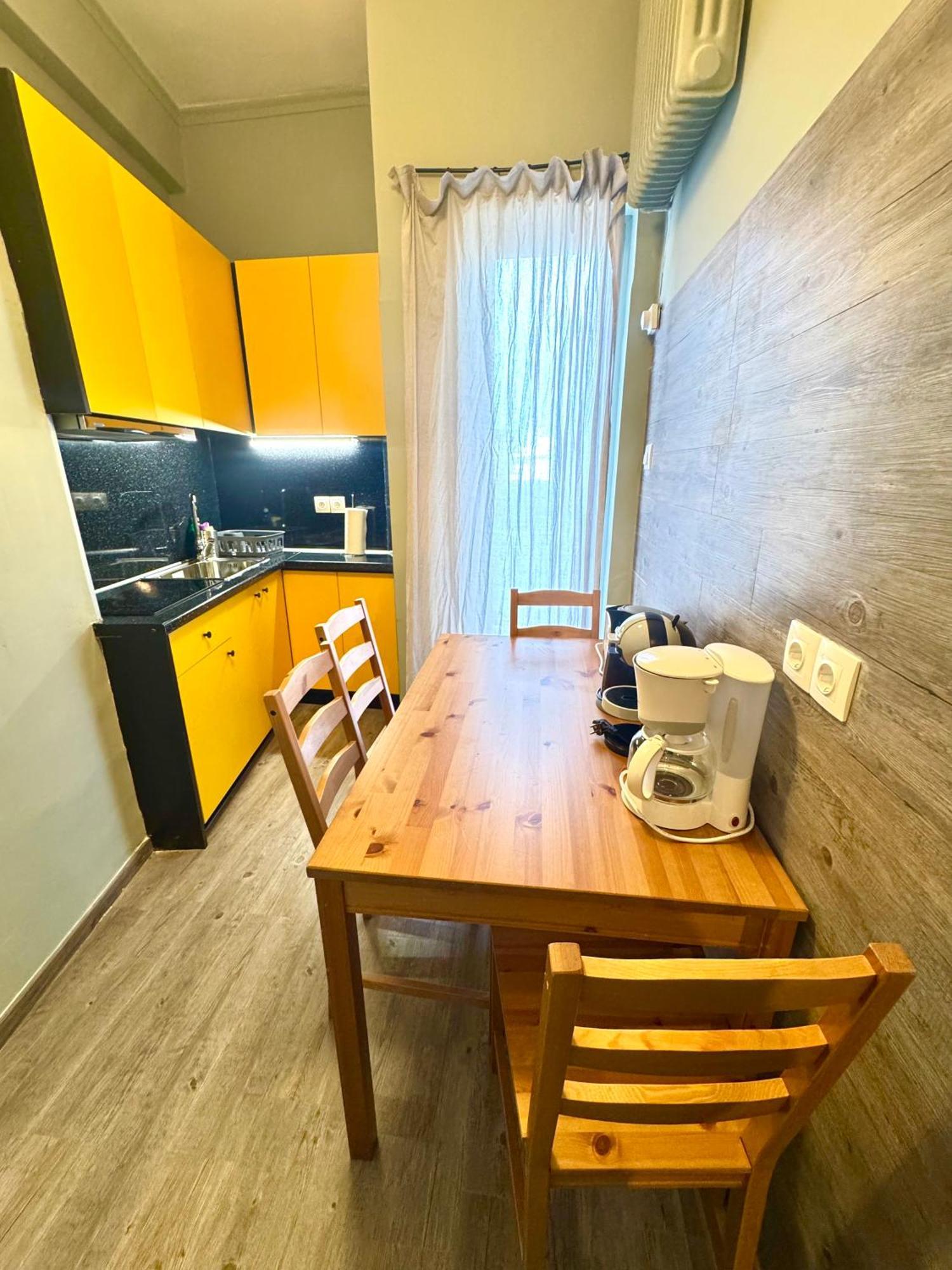 Apartament Themis 12